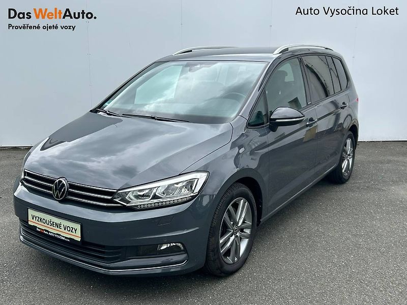 Volkswagen Touran (2022) 2.0 TDI DSG 7míst tažné - fotka 1 z 33