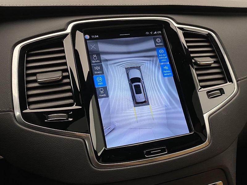 Volvo XC90 B5 AWD BRIGHT ULTRA REZERVACE - fotka 61 z 66