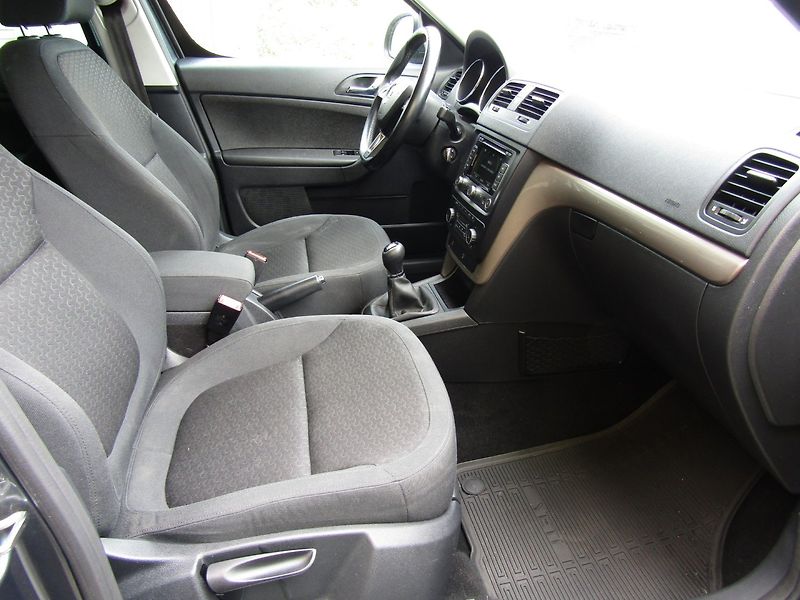Škoda Yeti (2014) 1.2 TSI 77kW TOP QUALITY - fotka 27 z 38