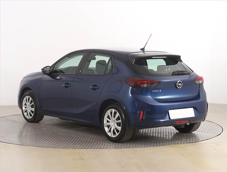 Opel Corsa (2021) Edition 50 kWh, SoH 91% - fotka 4 z 19
