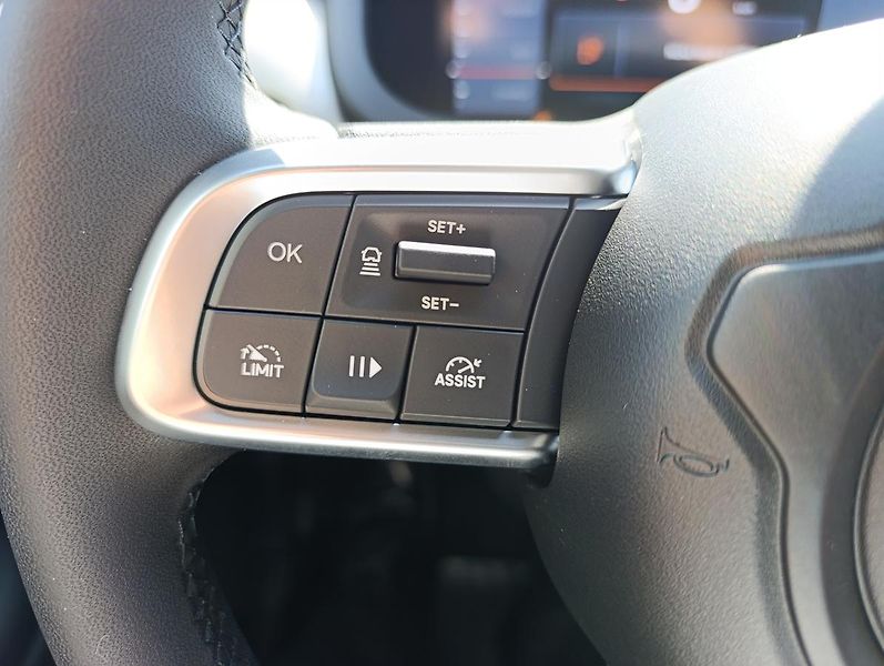 Jeep Avenger (2026) Altitude 1.2 Tur. e-Hybrid aut - fotka 28 z 29