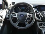 Ford Focus (2011) 1.6 TDCi, AC, park.asist - náhled 13