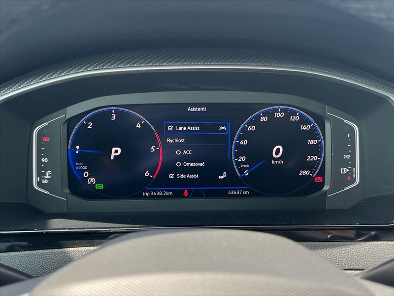 Volkswagen Arteon 2,0 TDi 110kW 7DSG R-line - fotka 16 z 26