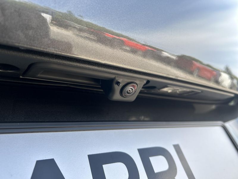 Ford Capri Premium AWD 79 kWh 250kW - fotka 8 z 41