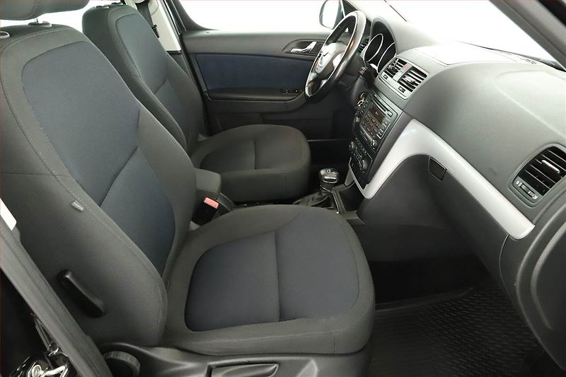 Škoda Yeti (2012) 1.2 TSI, Automat, Xenony - fotka 7 z 16