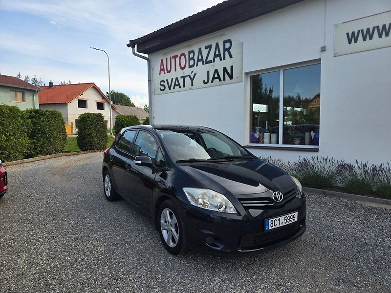 Toyota Auris (2012) 1.4 i Nová STK, 94tis.km - fotka 1 z 20