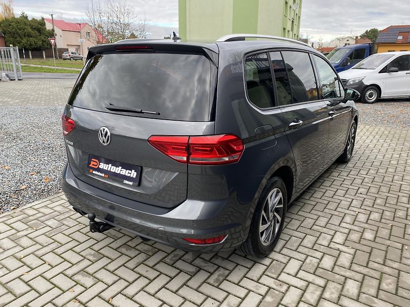 Volkswagen Touran 1.4 TSI 110kW - SOUND - NAVI - fotka 5 z 45