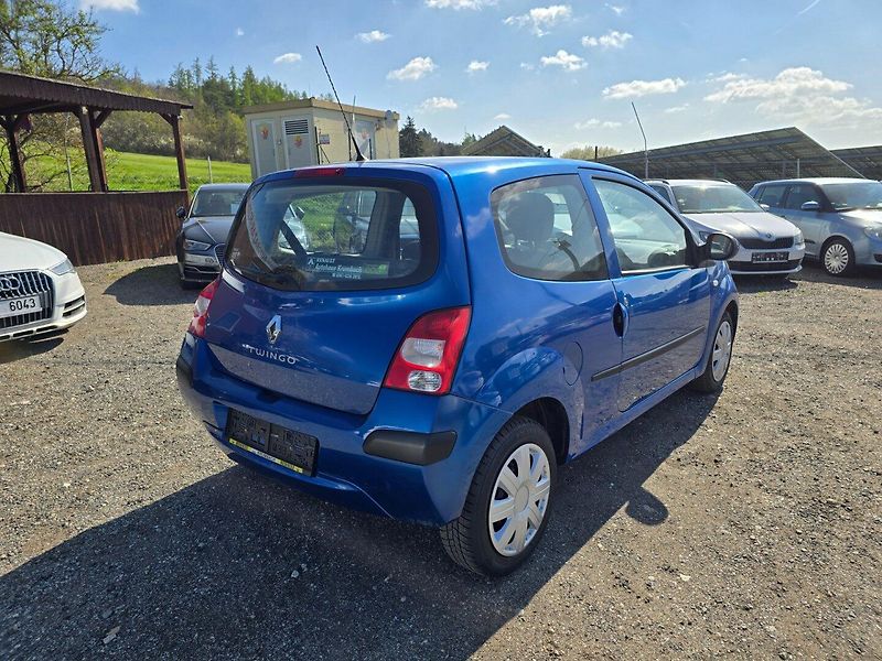 Renault Twingo (2007) 1.2 43KW klima - fotka 7 z 20