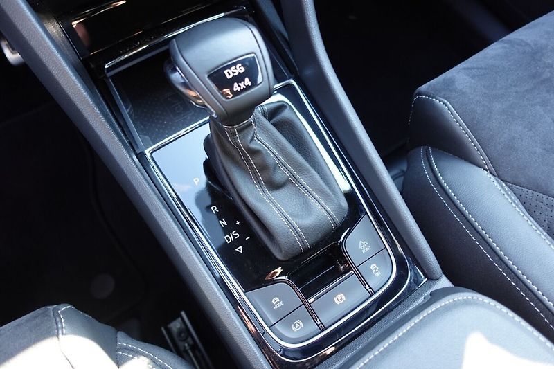 Škoda Kodiaq 2.0TDI 140 kW Sportline 4x4 DS - fotka 22 z 34