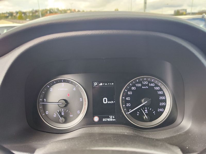 Hyundai Tucson 2.0 CRDI/136kW STL PRM 4x4 AT - fotka 19 z 40