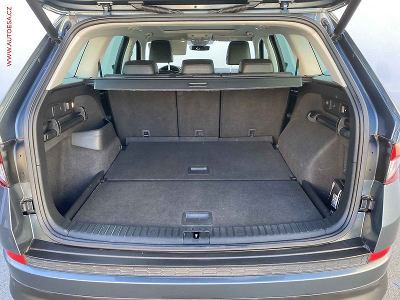 Škoda Kodiaq (2019) 2.0 TSi 4x4, Style, DSG, TZ - fotka 7 z 19