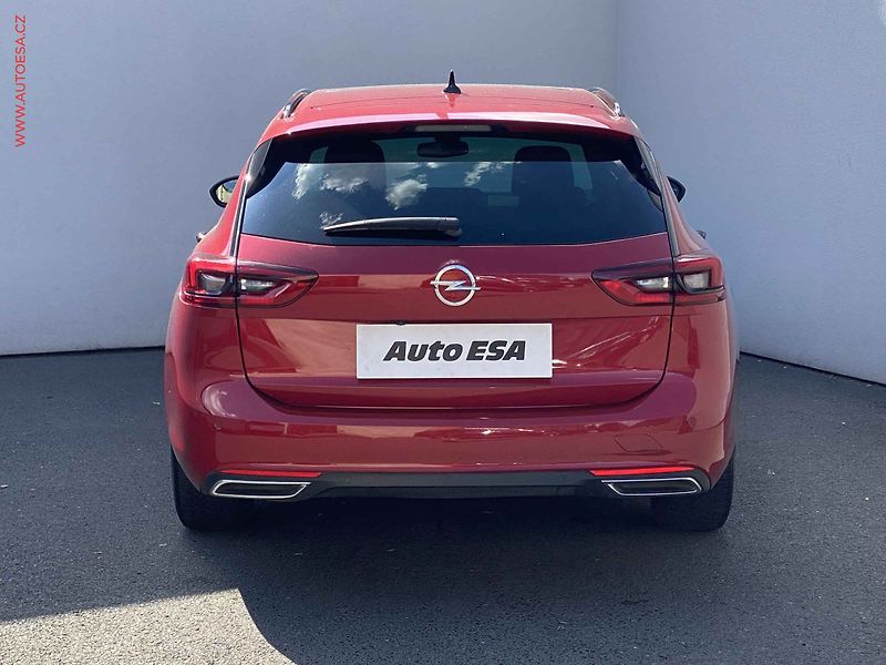 Opel Insignia (2021) 2.0 CDTI, AT, panor. kamera - fotka 5 z 21
