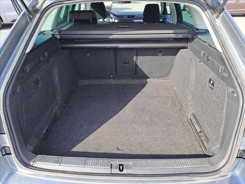 Škoda Superb 2,0 TDI 4x4 - fotka 16 z 17