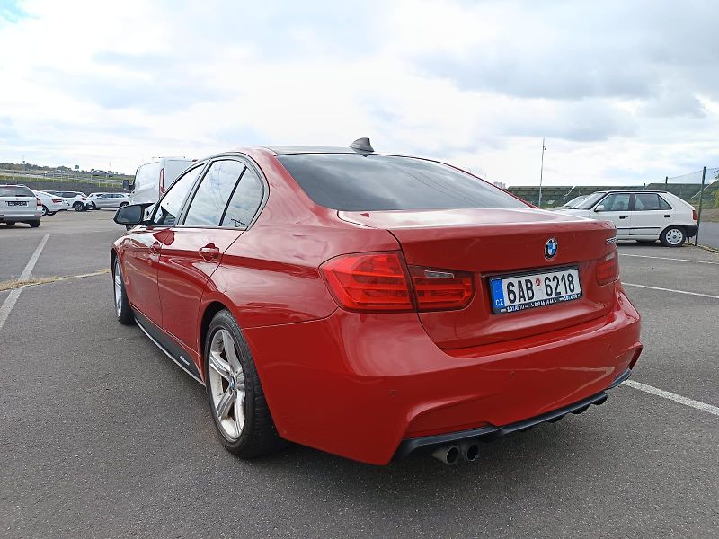 BMW Řada 3 (2013) - fotka 7 z 41