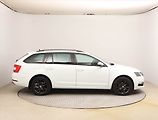 Škoda Octavia (2017) Ambition Plus 2.0 TDI 4x4 - náhled 6