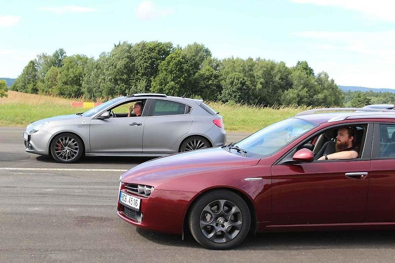 Nultý ročník srazu vozů Alfa Romeo v Jihočeském kraji.