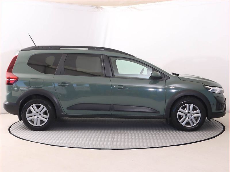 Dacia Jogger (2023) 1.0 TCe, LPG, 7 míst - fotka 6 z 21