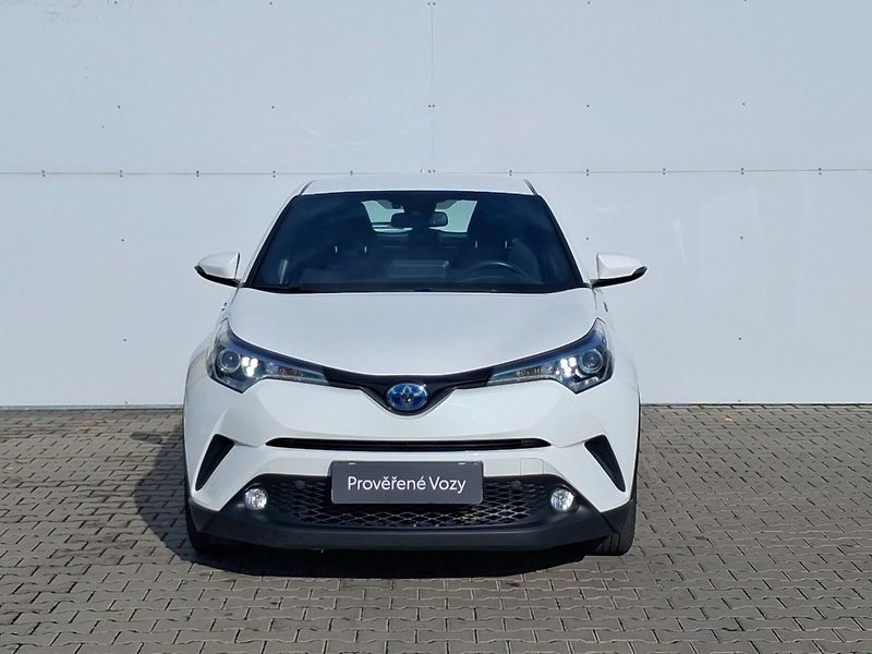 Toyota C-HR 1.8 HSD e-CVT Active - fotka 4 z 21