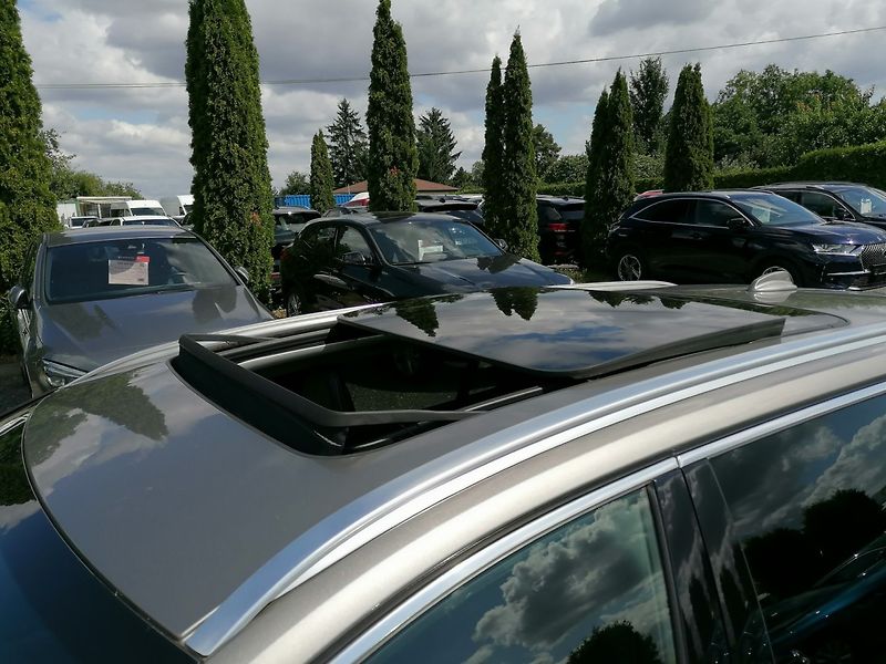 Volvo V60 (2021) 2.0 B3 MHEV A/T 120kW - fotka 26 z 36