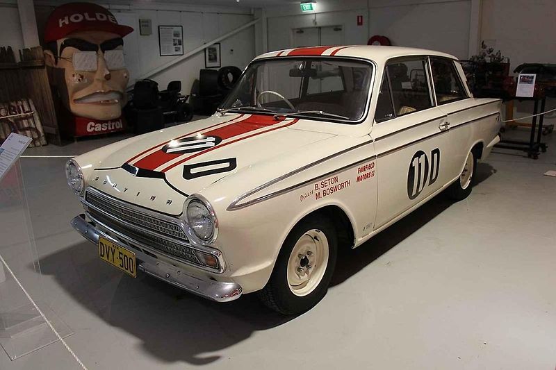 Ford Consul Cortina Mk I z roku 1963. Foto: Wikimedia Commons, Andrew Bone, CC BY 2.0