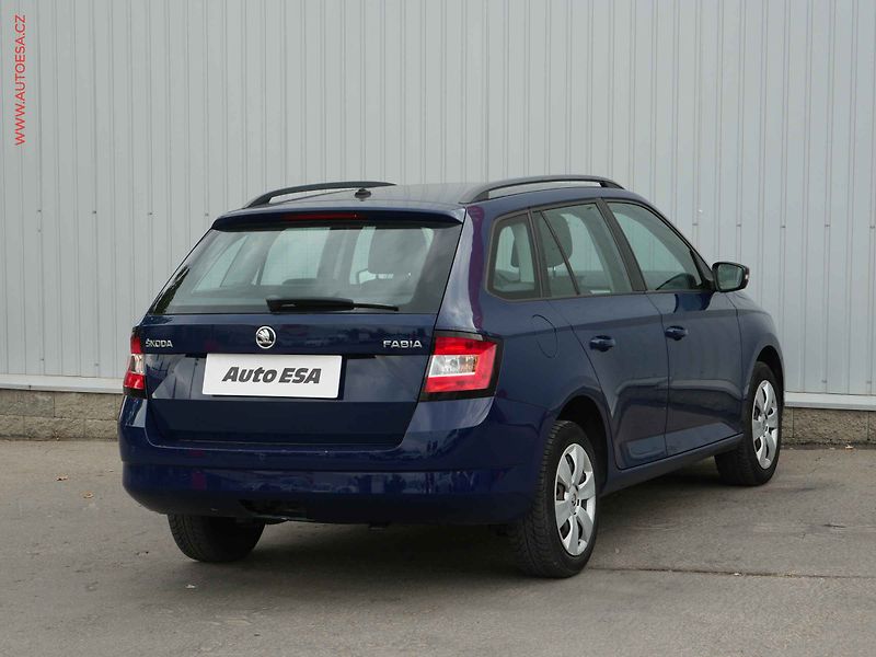 Škoda Fabia (2018) 1.0TSi, ČR, Ambition, TZ - fotka 4 z 19
