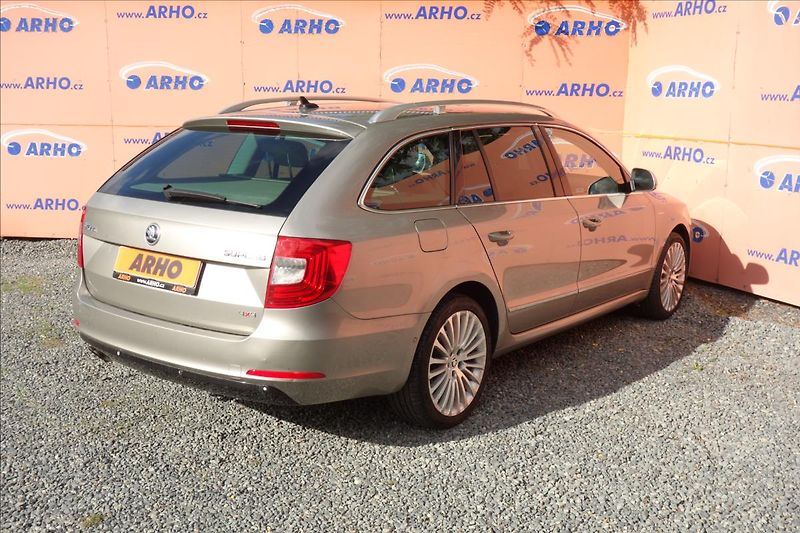 Škoda Superb 2,0 TDi 125KW, ČR, L&K, 4x4. - fotka 8 z 38