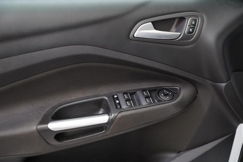 Ford Grand C-MAX - fotka 12 z 24