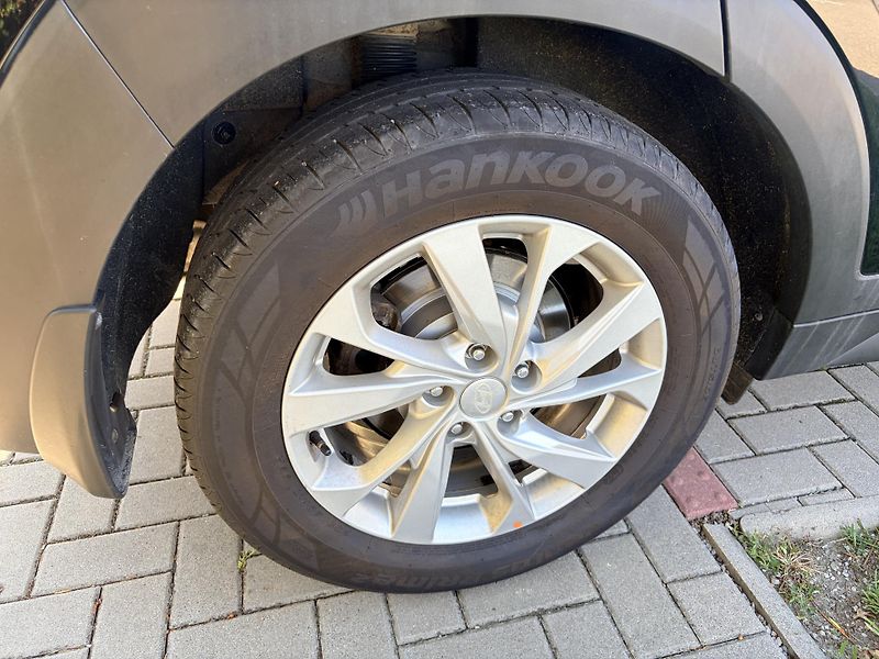 Hyundai Tucson 1.6T-GDi 130kW 4x4 IceBreaker - fotka 8 z 43
