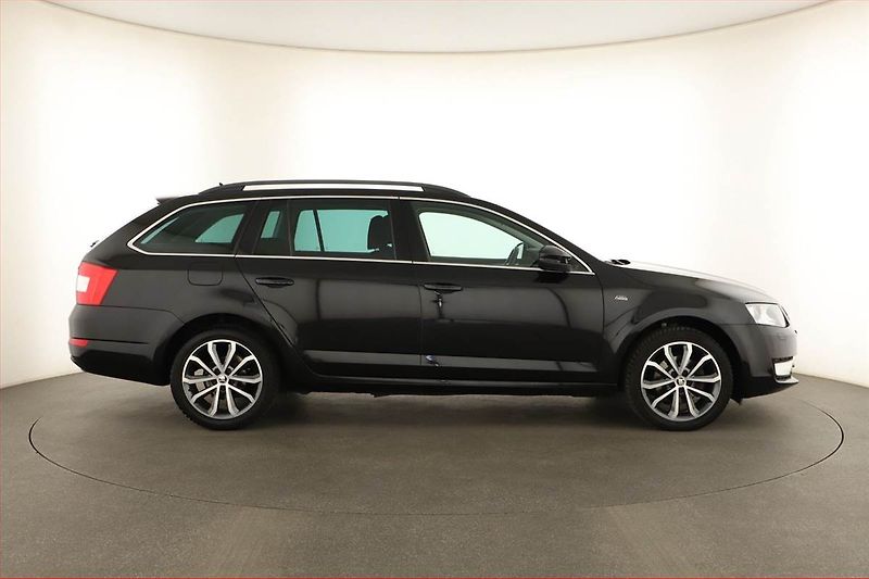 Škoda Octavia (2016) 1.4 TSI, Automat, Serv.kniha - fotka 6 z 15