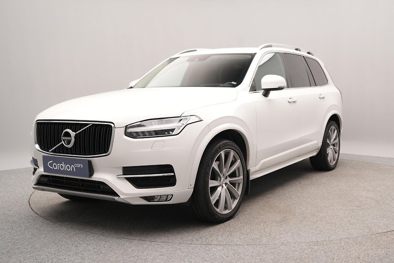 Volvo XC90 D5 AWD MOMENTUM PRO  - fotka 1 z 50
