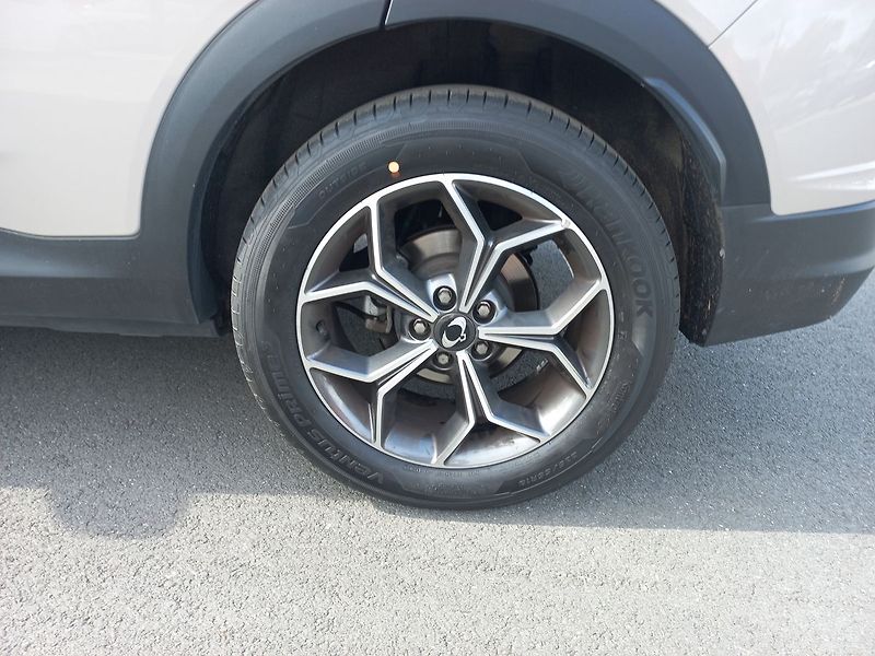 SsangYong Korando Premium 1,5 GDi  FWD A6 - fotka 20 z 20