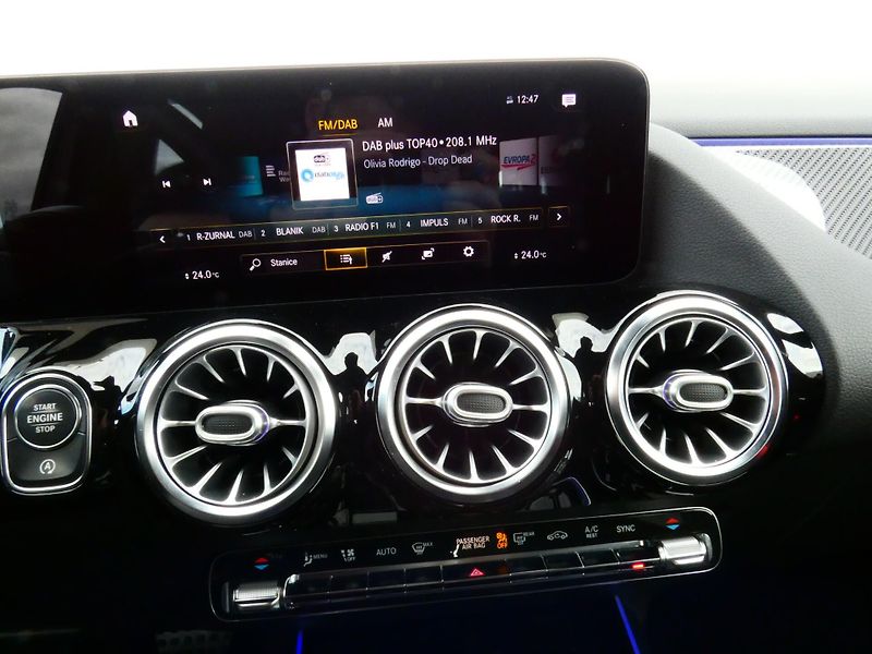 Mercedes-Benz GLA (2020) 200d - fotka 24 z 30