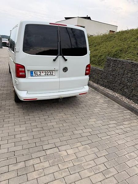 Volkswagen Transporter (2016) - fotka 2 z 12