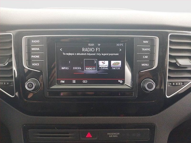 Volkswagen Golf Sportsvan (2015) Comfortline 2.0 TDI, Automat - fotka 16 z 17