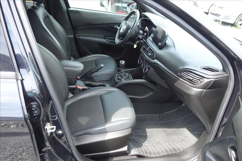 Fiat Tipo 1,4 T-JET 88KW, ČR, SERVIS.KN. - fotka 13 z 38