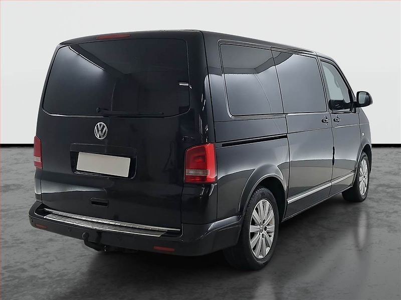 Volkswagen Multivan (2010) Highline 2.0 TDI 4Motion - fotka 5 z 19