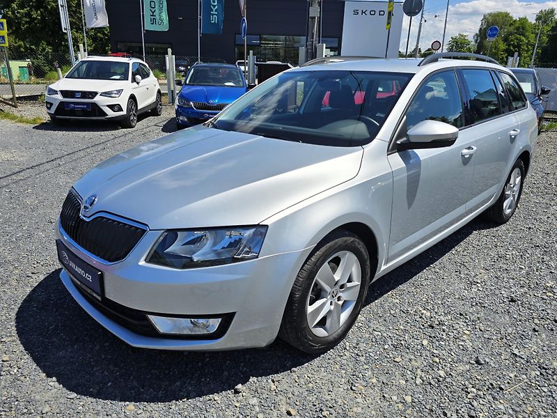 Škoda Octavia 1.2 TSI BOHATÁ VÝBAVA 66Tis Km - fotka 7 z 24