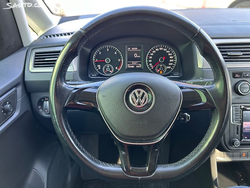 Volkswagen Caddy (2016) 2.0 TDi LIFE servisní kniha - fotka 19 z 35