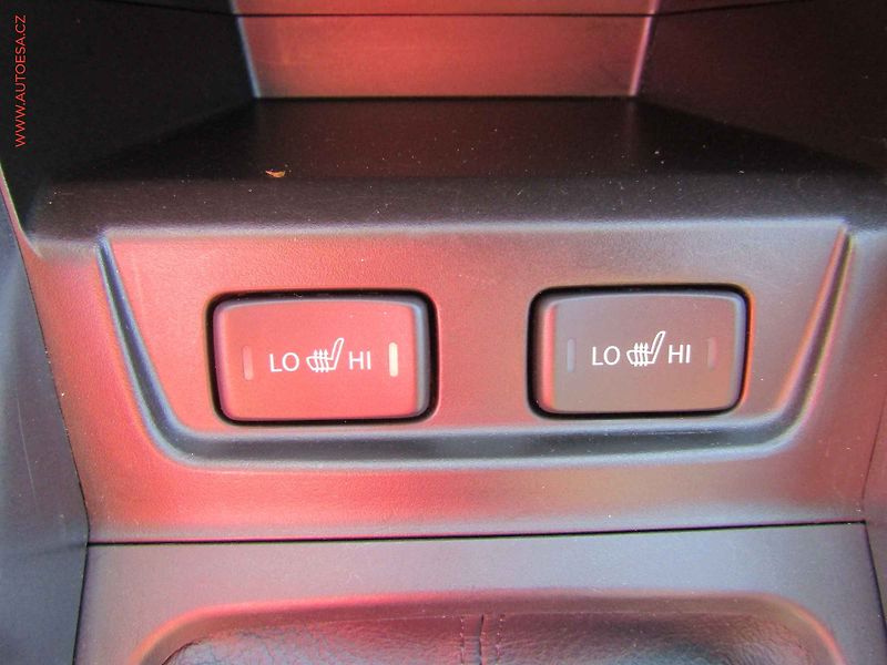 Suzuki Vitara (2018) 1.4 BJet allgrip, 2.maj,ČR - fotka 13 z 16