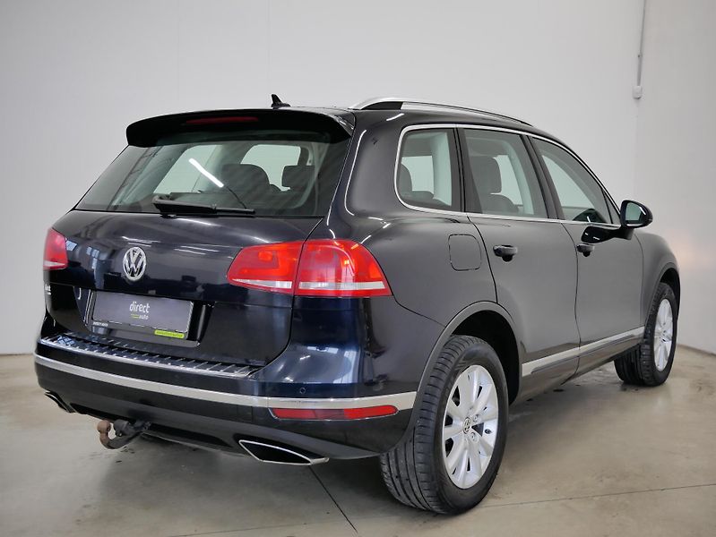 Volkswagen Touareg - fotka 2 z 25