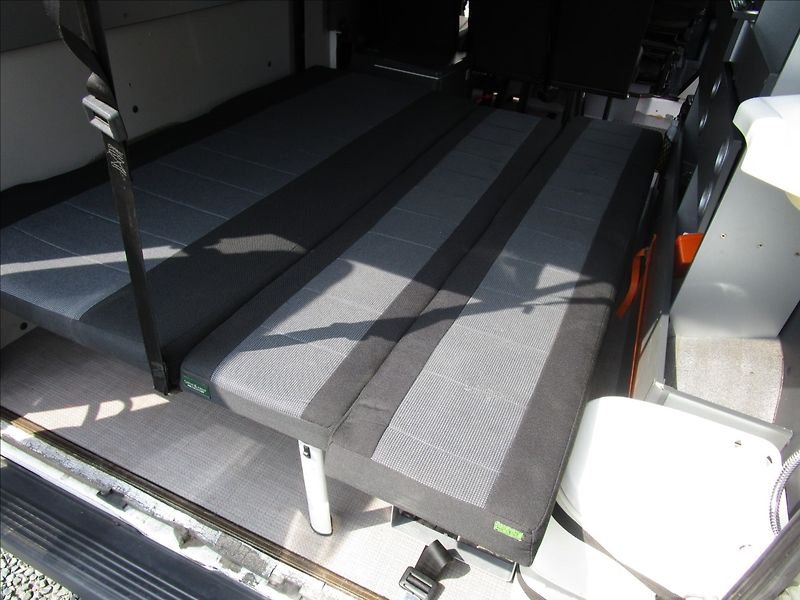 Peugeot Boxer 2.2HDi, Obytný, 5 míst - fotka 55 z 67