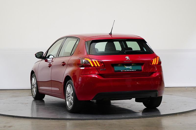 Peugeot 308 - fotka 7 z 24
