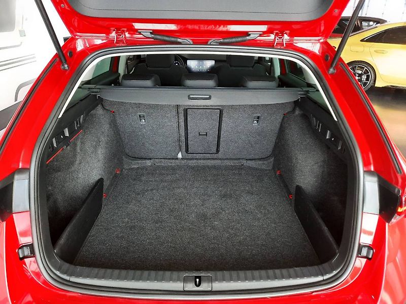 Škoda Octavia (2022) Combi 2.0 TDI (110kW/150k) DSG - fotka 26 z 28