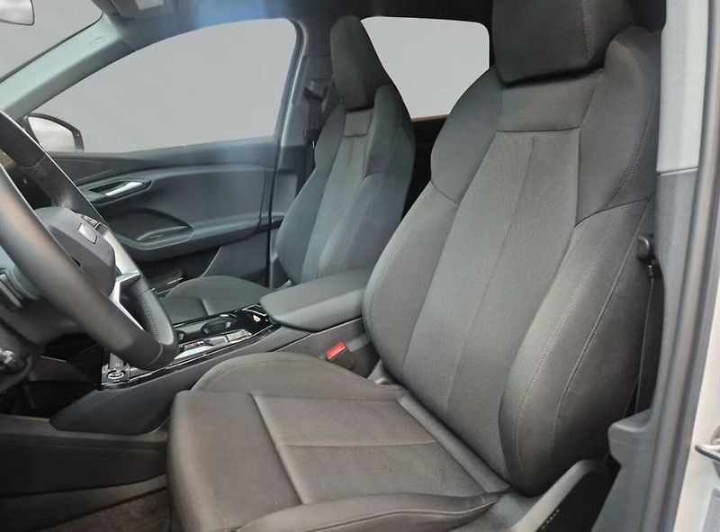 Audi Q6 e-tron Q 360kam Panorama Matrix Tažné - fotka 8 z 9