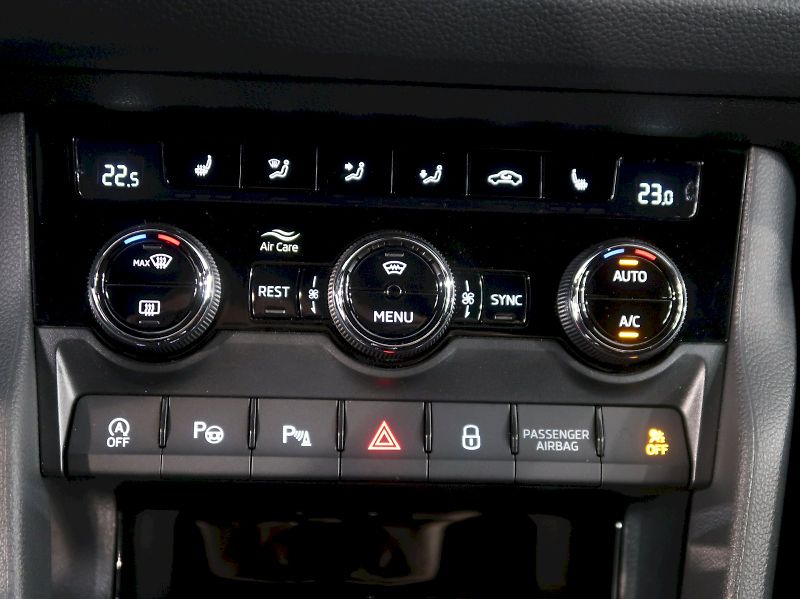 Škoda Kodiaq (2022) RS 2.0TSI 180KW 4x4 DSG TAŽNÉ - fotka 34 z 46