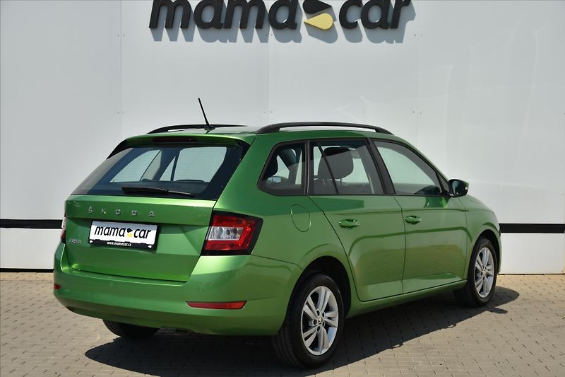 Škoda Fabia 1.0 TSI 81kW TAŽNÉ ČR - fotka 7 z 22