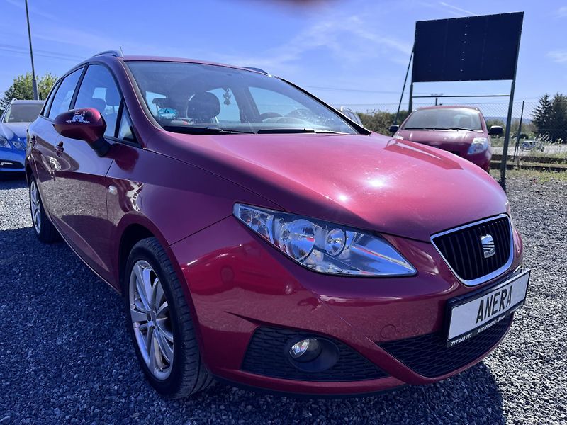 Seat Ibiza 1.4 16V, 171 tis km, 2010 - fotka 3 z 18