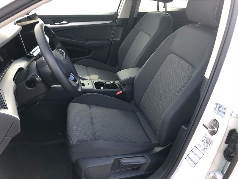 Volkswagen Golf 1.5 TSI - fotka 11 z 28