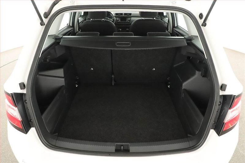 Škoda Fabia (2018) Ambition Plus 1.0 TSI - fotka 10 z 12