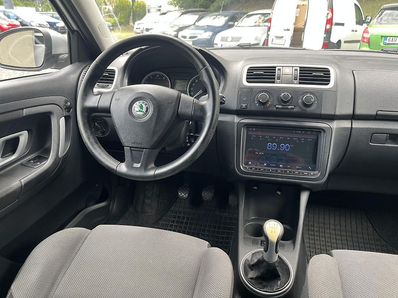 Škoda Fabia (2008) 1,2 i 51 Kw SPORT, ČR!!! - fotka 11 z 17